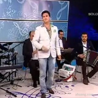 کاور آهنگ باغچامیزا گلدی باهار از نادر غفارزاده